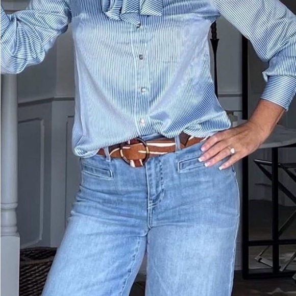 CAbi Men's Blue Pinstripe Dress Shirt - Picture 2 of 5